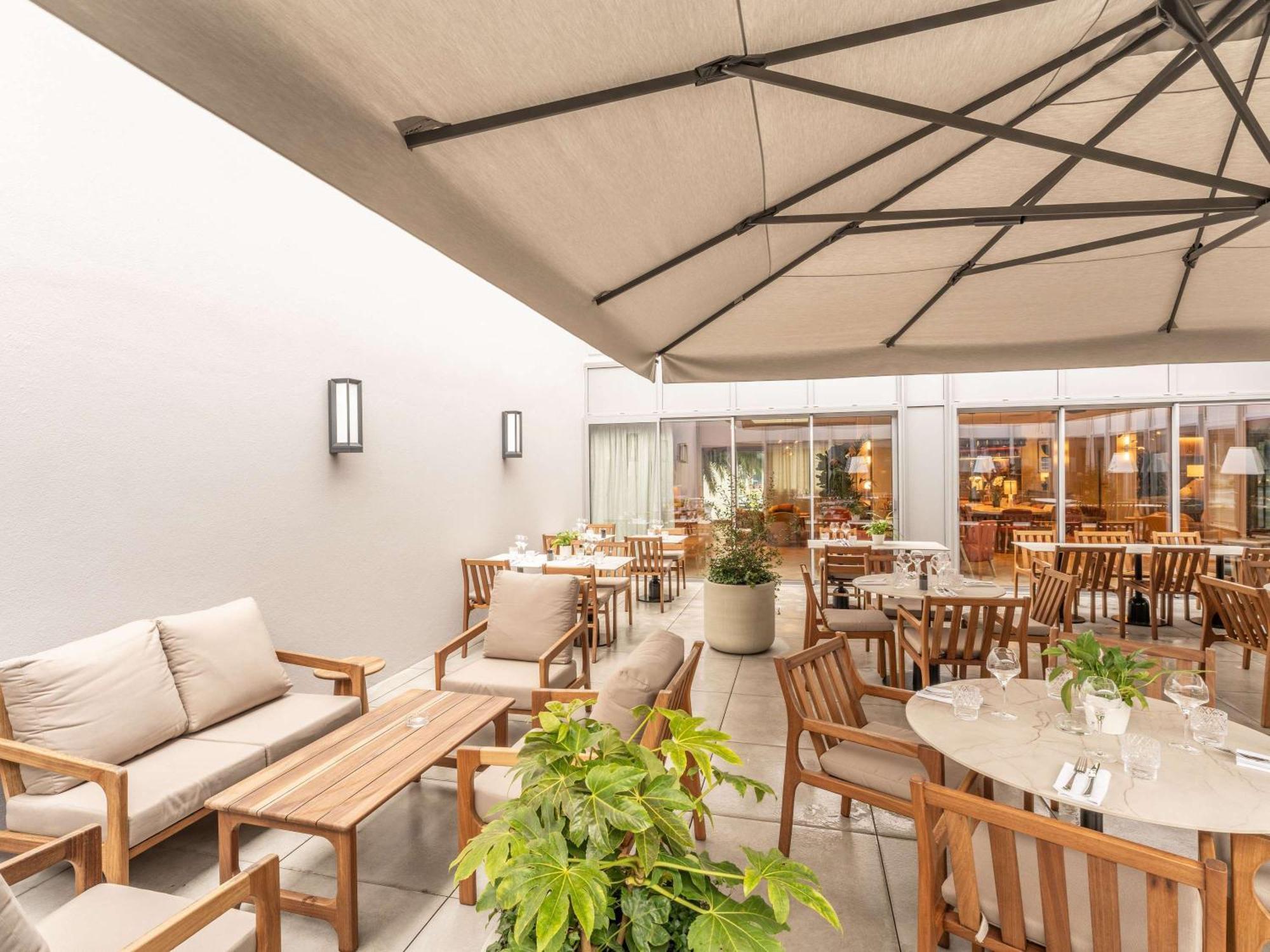 Hotel Mercure Angers Lac De Maine Exterior foto