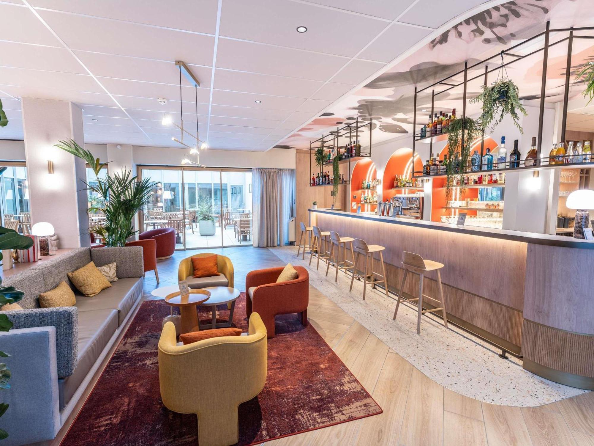 Hotel Mercure Angers Lac De Maine Exterior foto